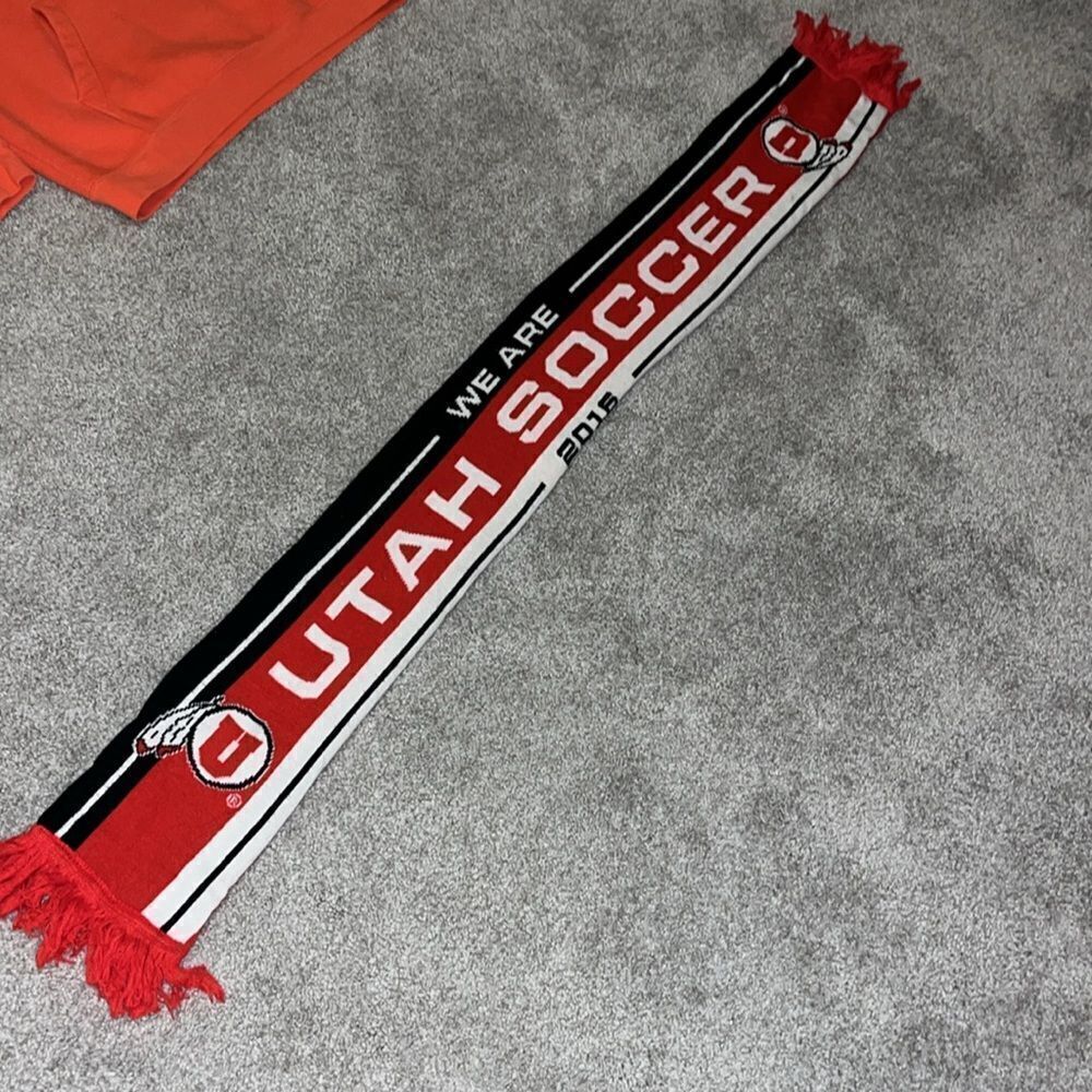 University of Utah utes team issue 2016 soccer scarf supporter version Pac12